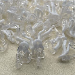 キッズ用　イヤリングパーツ　50個入り　ホワイト【AP-ER-50-WHT】