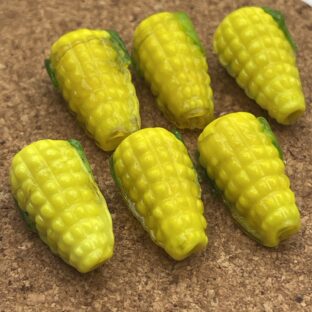 ガラスビーズ　ランプワーク　トウモロコシ　6個入り【GB-LW-ｔ01】