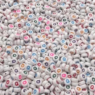 アクリルビーズ　アルファベットQ　100個入り【AB‐EA-Qc】