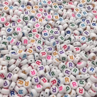 アクリルビーズ　アルファベットR　100個入り【AB‐EA-Rc】