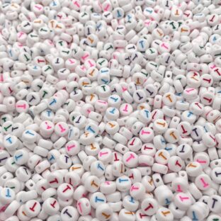 アクリルビーズ　アルファベットT　100個入り【AB‐EA-Tc】