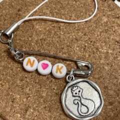 簡単　安全ピン　ストラップ